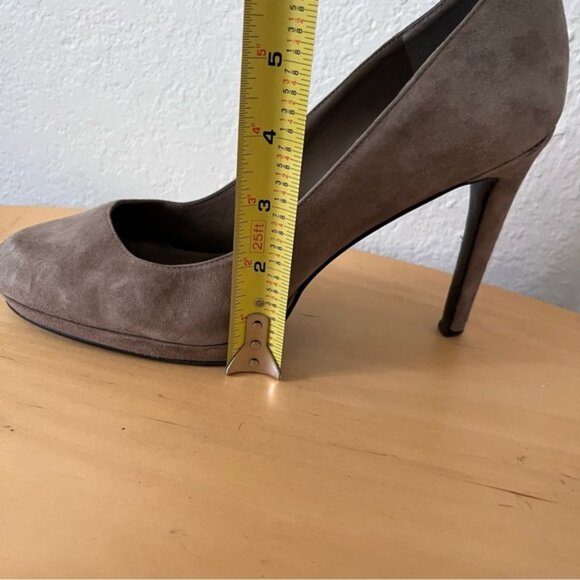 BCBGeneration Nude Suede Platform Pump Size 10 - Picture 15 of 15